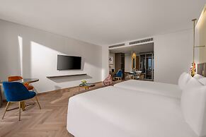 Royal Beachfront Resort Danang
