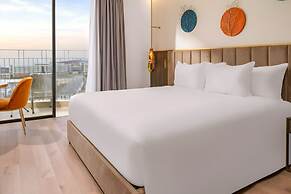 Royal Beachfront Resort Danang
