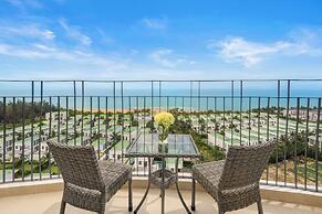 Royal Beachfront Resort Danang