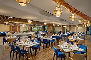 Royal Beachfront Resort Danang