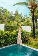 Royal Beachfront Resort Danang