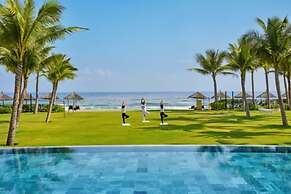 Royal Beachfront Resort Danang