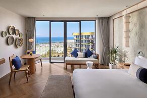 Royal Beachfront Resort Danang
