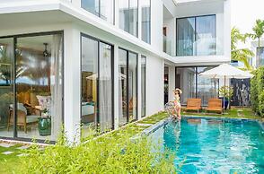Royal Beachfront Resort Danang