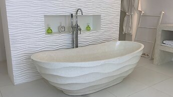 Antana Hotel Bali