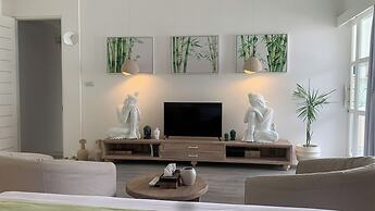Antana Hotel Bali