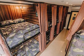 SNite Hotel & Dorm-Danang Dragon Bridge