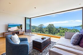 SeaView BluePoint Apartment 819