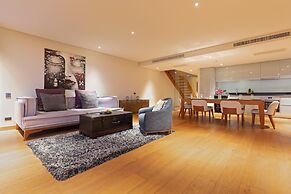 SeaView BluePoint Apartment 819