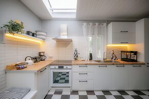 Vayas Residences Legacy