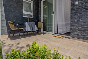 Apartment Mutak