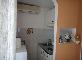 Seafront Apartments Pretner