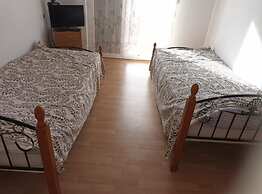 Spacious and Cozy Apartments Dugi Rat