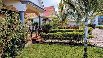 Crown View Hotel