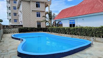 Crown View Hotel