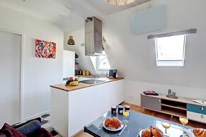 Champs-Élysées - 1BR