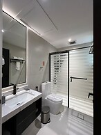 Roof Hotel Apartments