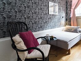 Castanea Old Town Hostel