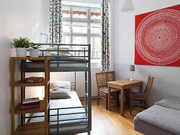Castanea Old Town Hostel