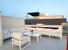 Leonarda Waterfront Residences