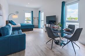 Lit Living-Luxury-Box Spring - Parking