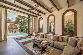 Bedouin House Pererenan