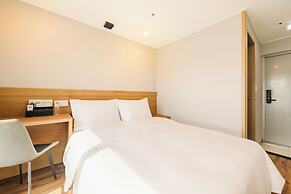 Hotel Moon