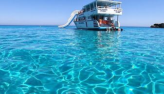 Paphos Pool View Apartment