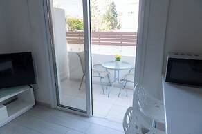 Themis Apartments