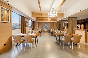 F&F HOTEL