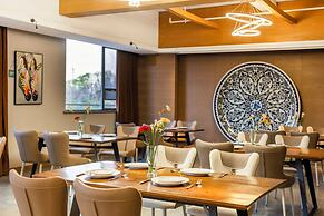 F&F HOTEL