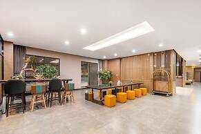 F&F HOTEL