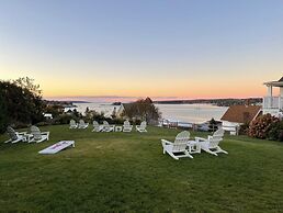 Topside Inn