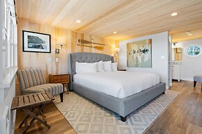 Topside Inn