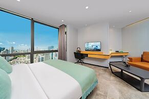 Weekend International Apartment- Beijing Rd A-mall