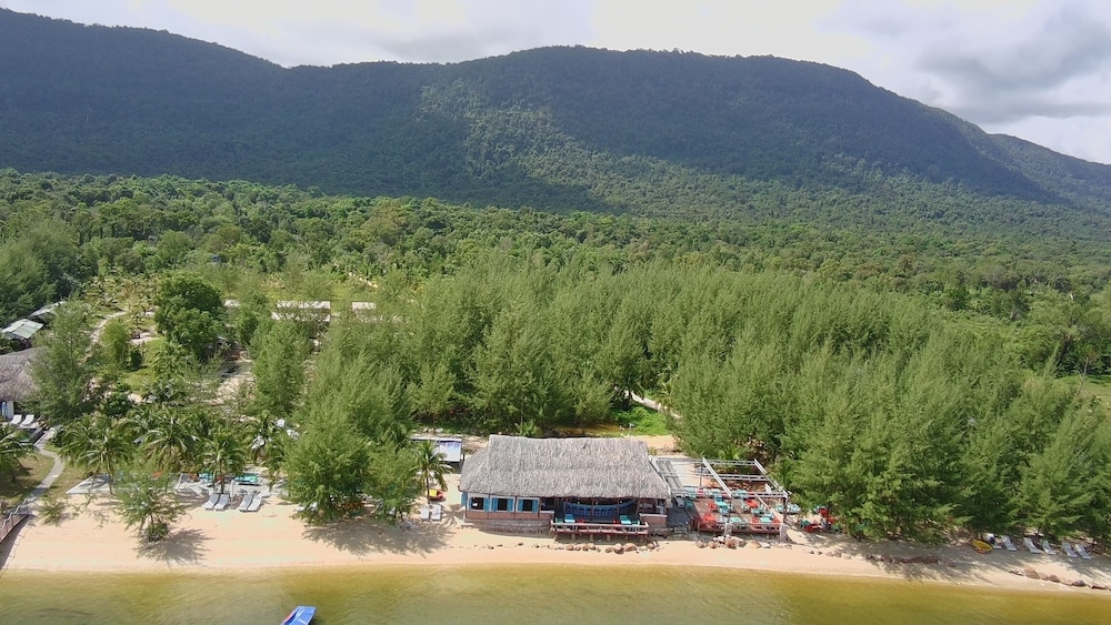 Emerald Lagoon Retreat Phu Quoc