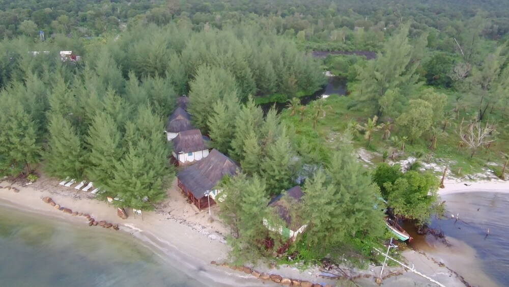 Emerald Lagoon Retreat Phu Quoc