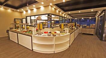 Mara Palas Hotel