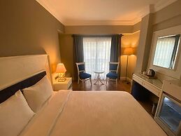 Mara Palas Hotel
