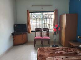 Sri Vinayaka Lodge