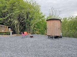 Llandovery - Cabin - Sleeps 2 - Parking - Garden