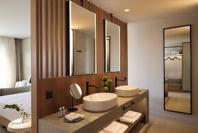 Oros Luxury Beach Resort