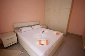 Ideal Holiday Apartments