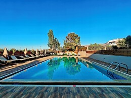 PEARL Hotel