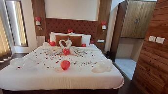 Everest Hotel Manali