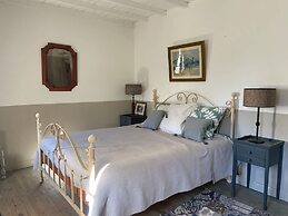 Large Air-conditioned Villa in Arles