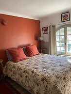 Large Air-conditioned Villa in Arles