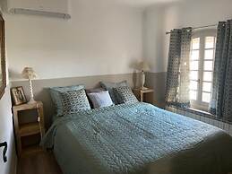 Large Air-conditioned Villa in Arles