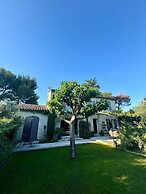Charming Villa With AC in Alpilles