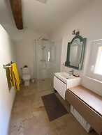 Charming Villa With AC in Alpilles